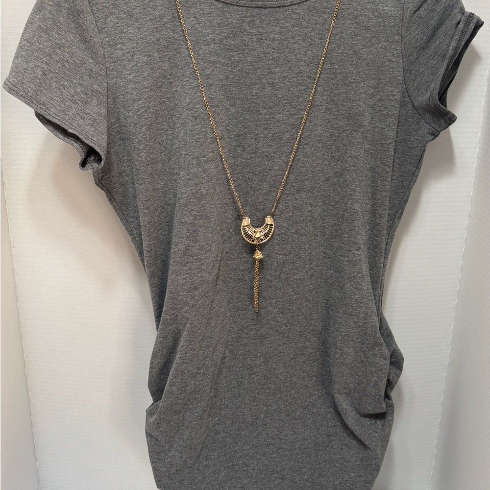 Gray Women's Short-Sleeve Tunic with Gold Pendant Necklace
